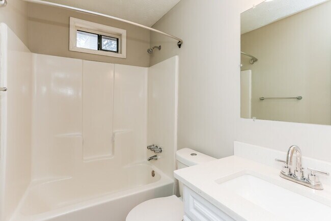 Building Photo - 338 Triborough Hollow SW