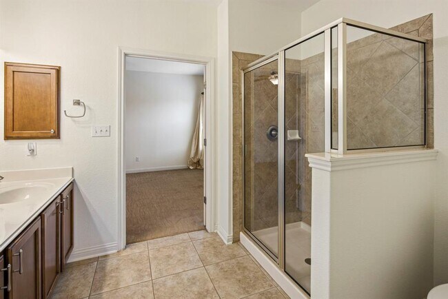 Building Photo - 15712 Sayan Cove