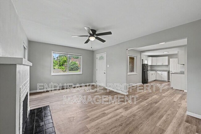 Building Photo - 1780 Academy Pl