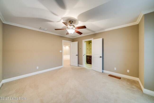 Building Photo - 12307 Ridgeview Dr