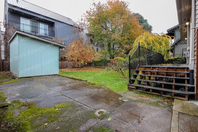 Building Photo - 5934 N Missouri Ave