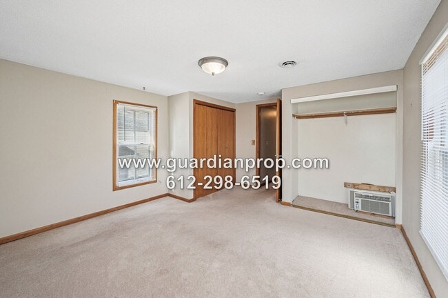 Building Photo - House Near Downtown Stillwater Available Now, Hardwood Floors, Updated Kitchen, Fenced Yard