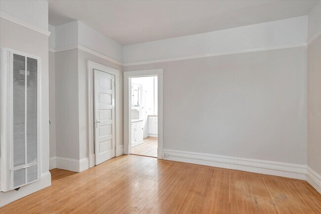 Building Photo - 1168 Church St