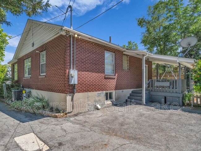 Building Photo - 3956 S 4800 W