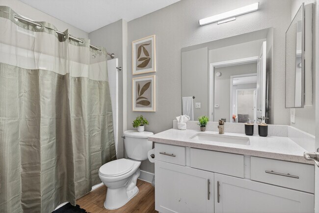 Building Photo - 15164 N 140th Dr