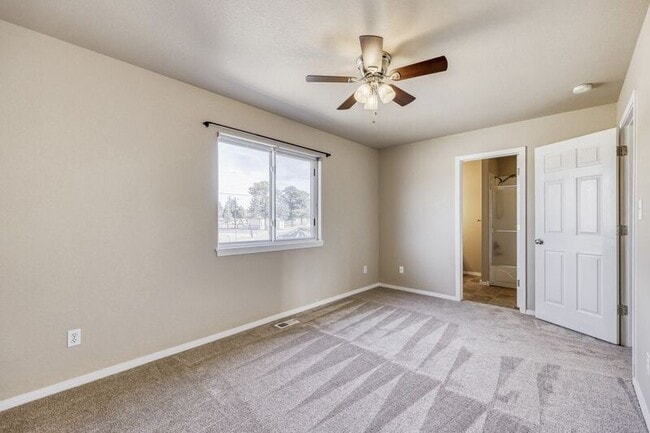 Building Photo - 779 Century Ln