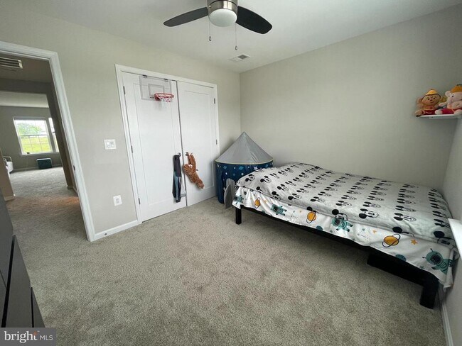 Building Photo - 137 Brandenbury Ct