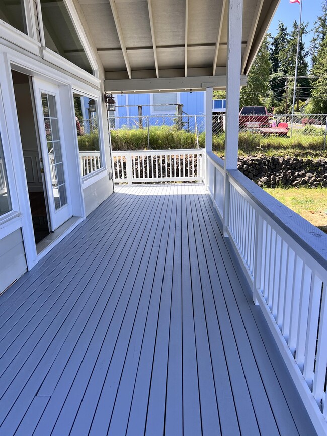 Building Photo - 10216 Steamboat Island Road Northwest