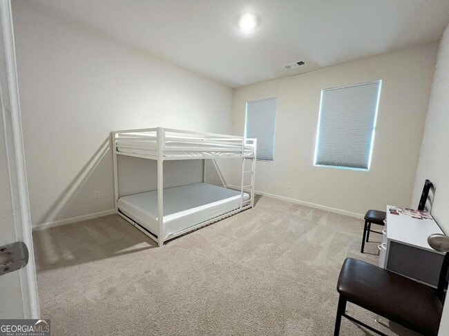 Building Photo - 517 Starbuck Parkway