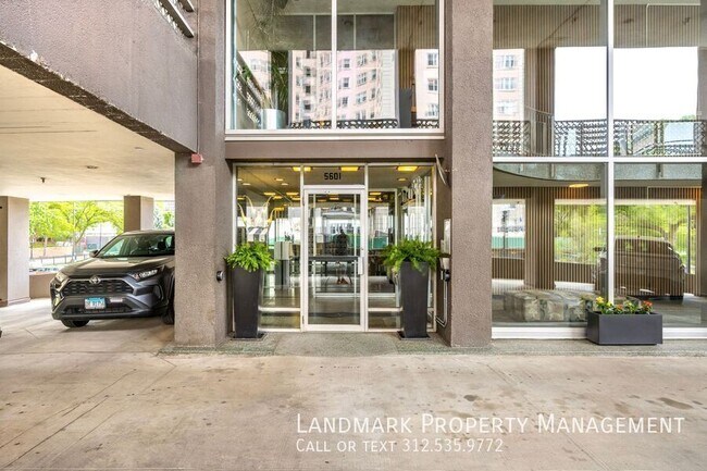 Building Photo - 5601 N Sheridan Rd