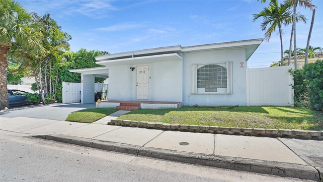 Building Photo - 2716 N Ocean Blvd