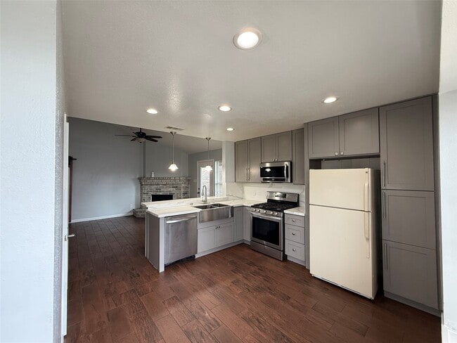 Building Photo - 16118 Alden Ridge Dr