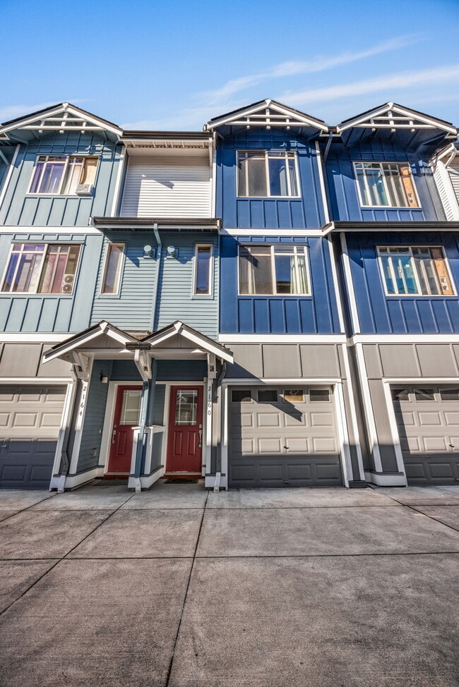 Building Photo - 2160 Yakima Ct