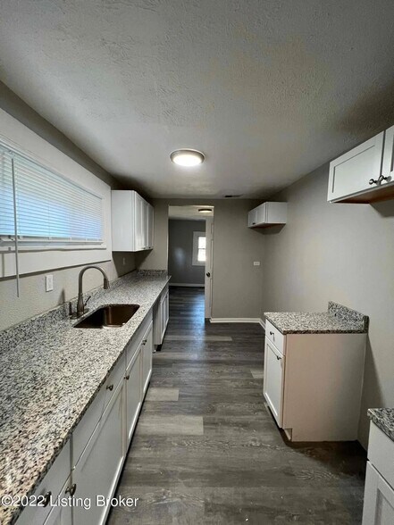 Building Photo - 3315 Hale Ave