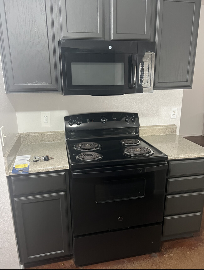 Building Photo - 7802 Downe Dr