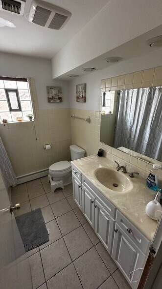 Building Photo - 1603 N 22nd Ave