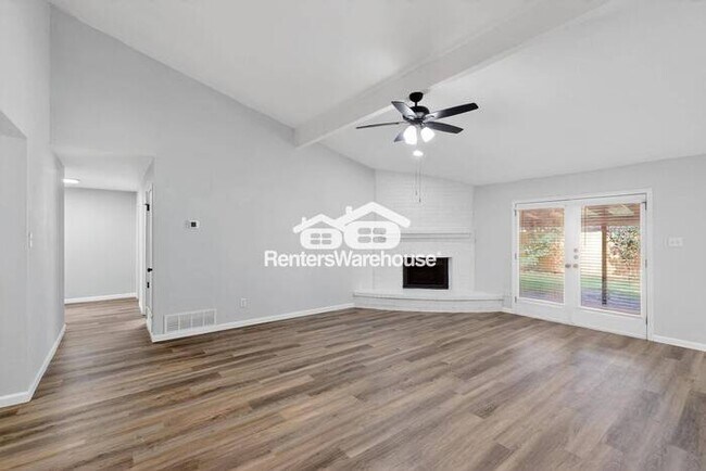 Building Photo - READY FOR MOVE-IN, 3-BEDROOM, 2-BATH HOME ...