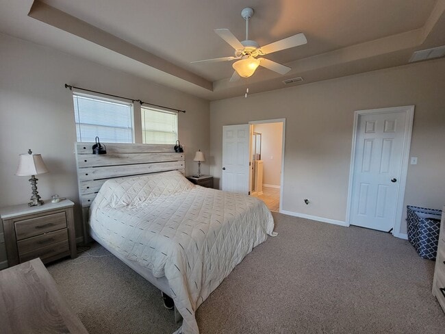 Building Photo - 3/2 townhome available for rent August 6, 2026, renting for $1795 per month, privacy fenced back ...