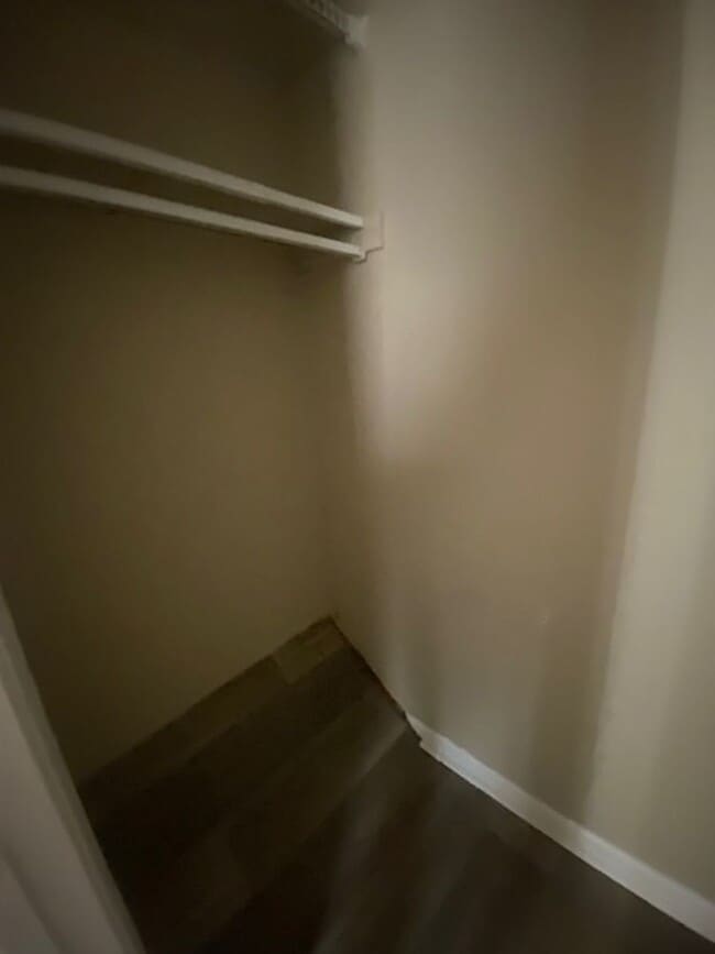 Building Photo - 6227 Crest Green Rd