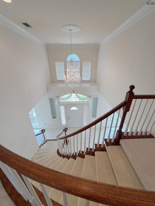 Building Photo - 4506 Hollow Ridge Dr