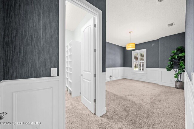 Building Photo - 3450 Brunot Cir