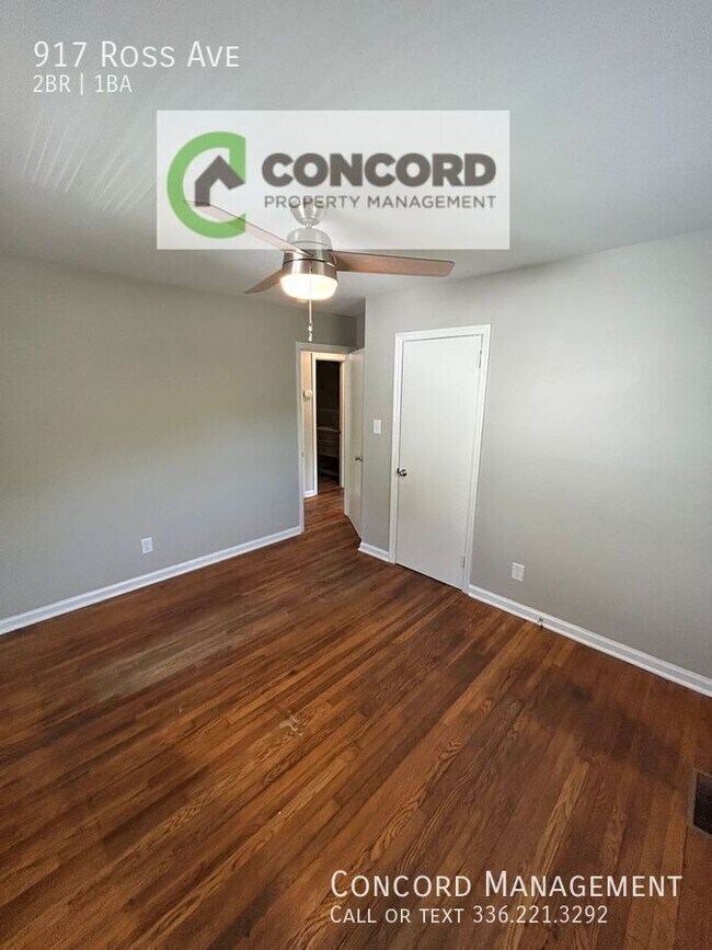 Building Photo - 917 Ross Ave