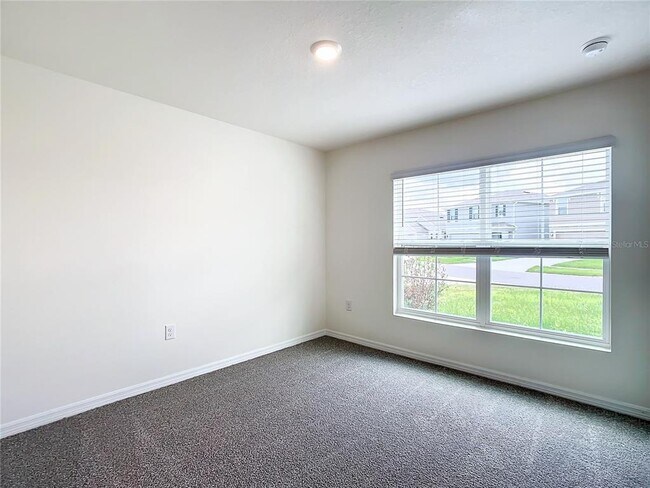 Building Photo - 8561 SW 46th Ave