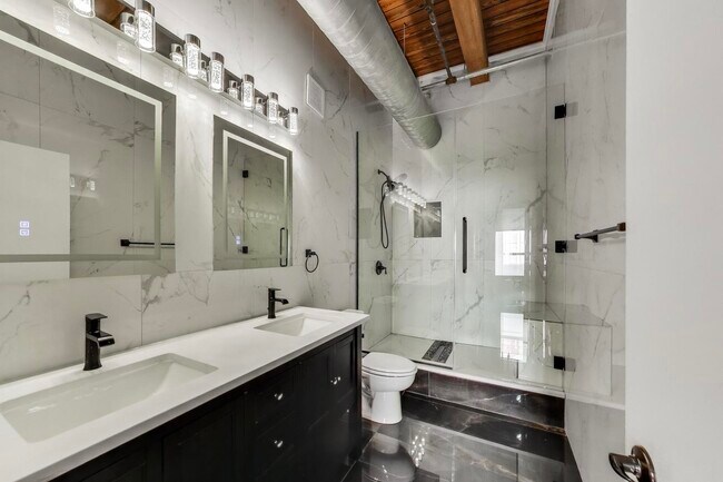 Building Photo - 1133 S Wabash Ave