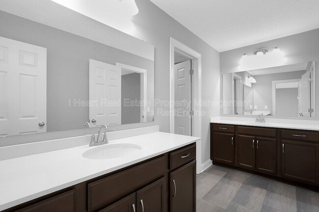 Building Photo - 7570 Dublin Rd