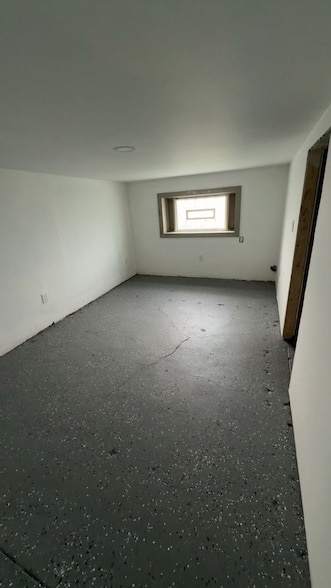 Building Photo - 3823 W Wabansia Ave