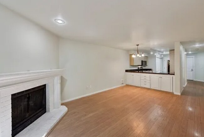 Building Photo - 11227 NE 128th St