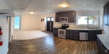 Building Photo - 5971 S 2700 W