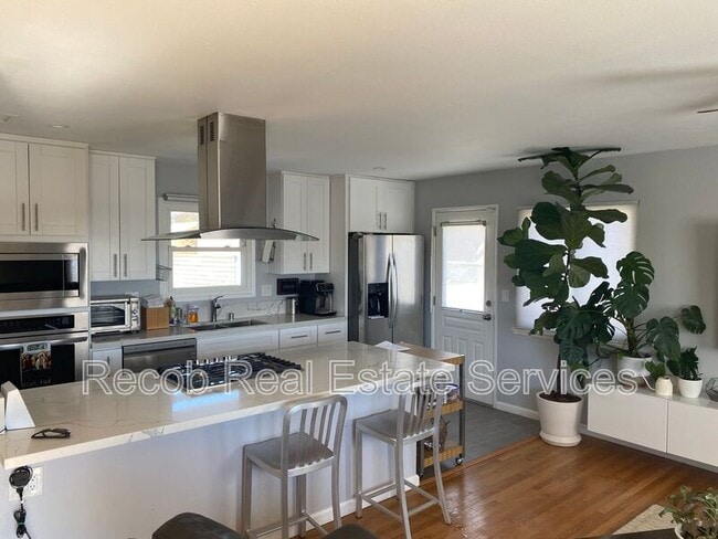 Building Photo - 6911 Quemoy Ct