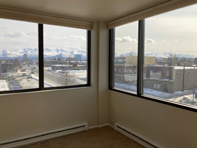 Building Photo - Modern 1 bedroom condo with amazing mounta...