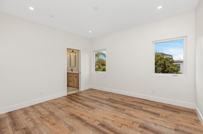 Building Photo - Long Term, Unfurnished Rental in Imperial Beach