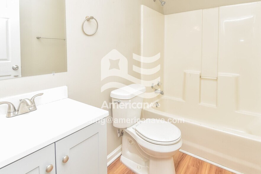 Building Photo - 1407 Bonner Ave