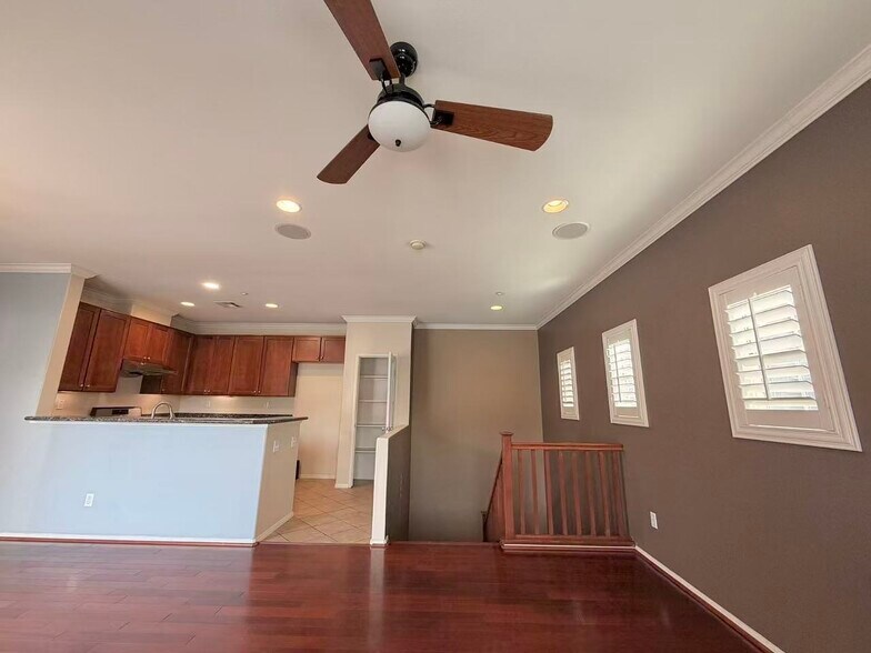 Building Photo - 11450 Church St