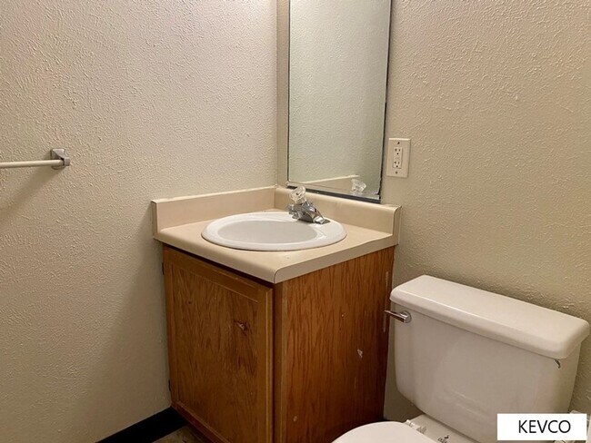 Building Photo - Stunning Home in Central FoCo!