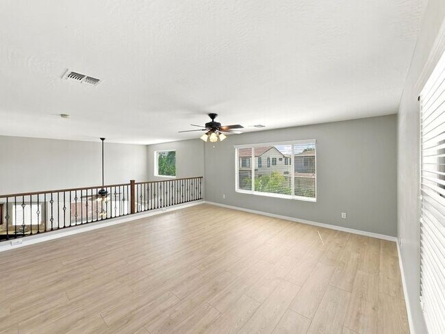Building Photo - Gilbert 5-Bedroom Home with Pool, Loft & Primary Suite Downstairs – Minutes from Gilbert Regional...