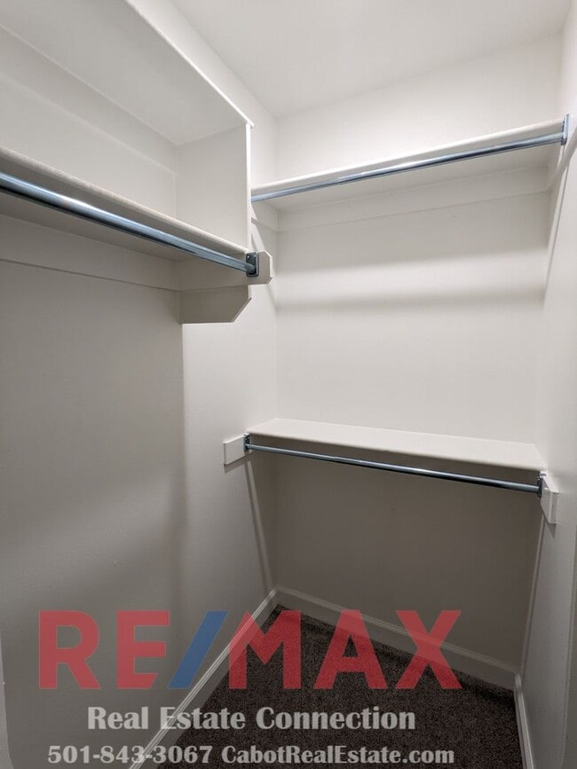 Building Photo - Sorry No Pets and No Smoking Permitted