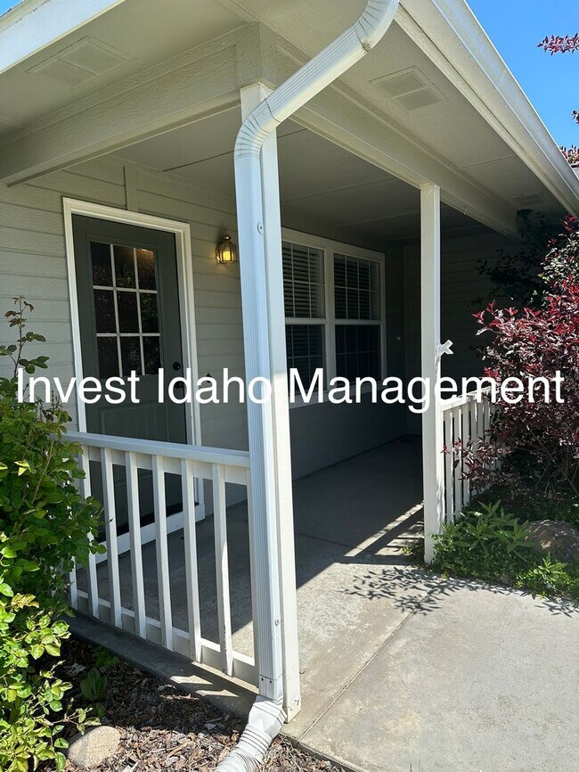 Building Photo - 4 Bedroom 2 Bath Home in Northwest Boise available soon!