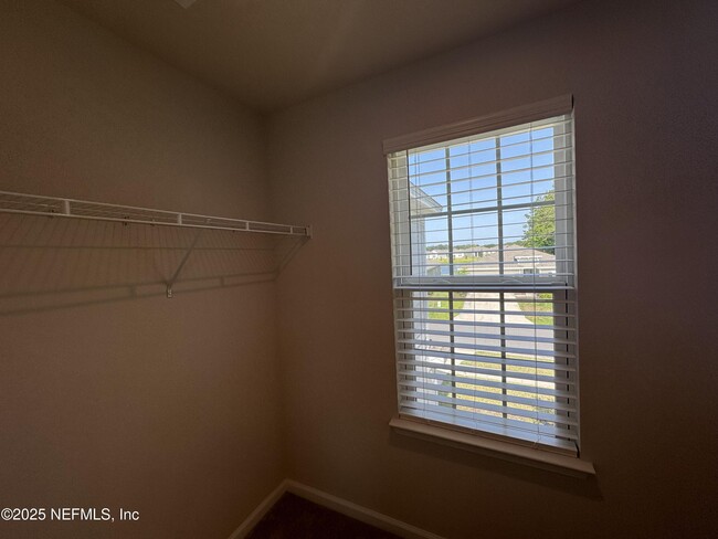 Building Photo - 1530 Tan Tara Trl