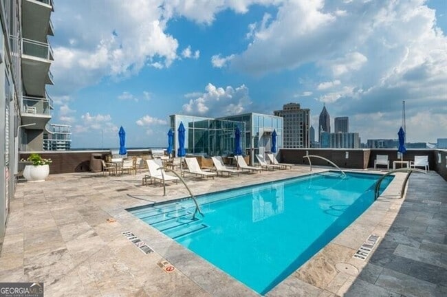 Building Photo - 1065 Peachtree St NE