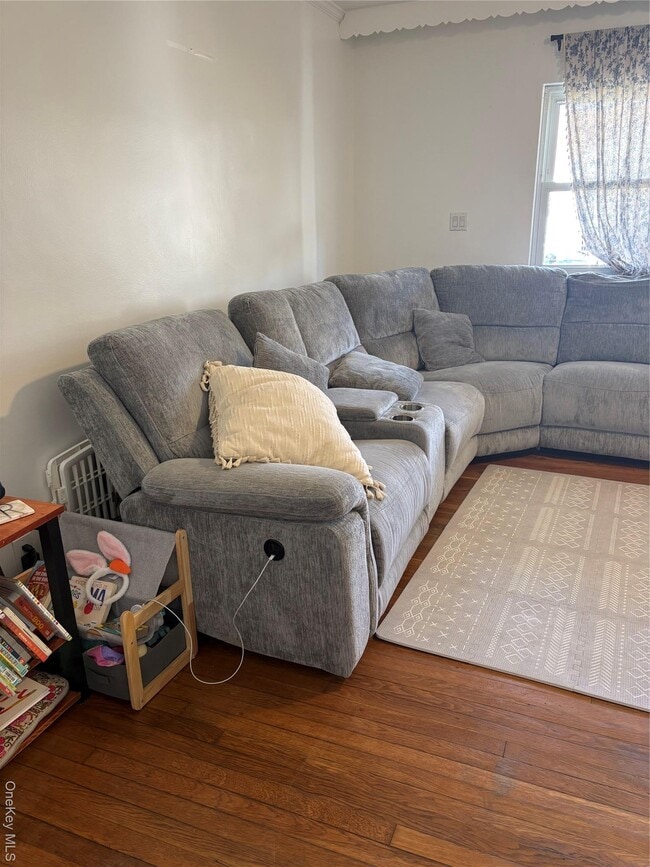 Building Photo - 344 E Penn St