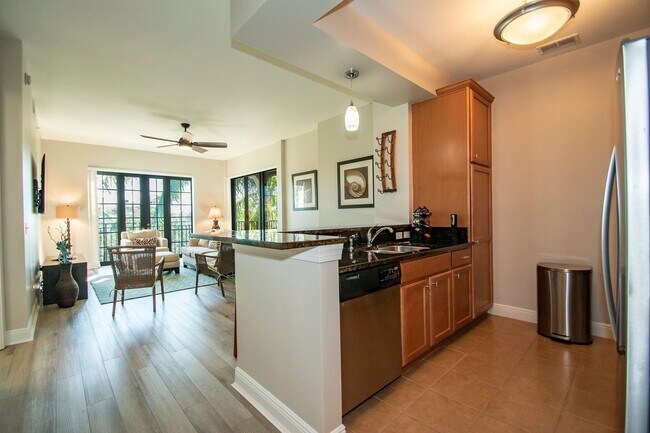 Building Photo - 8000 Via Sardina Way