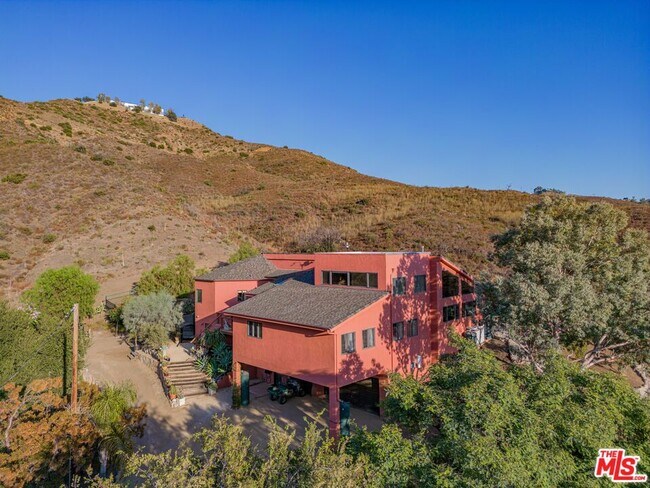 Building Photo - 34136 Mulholland Hwy