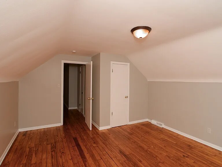 Building Photo - 5755 Turney Rd