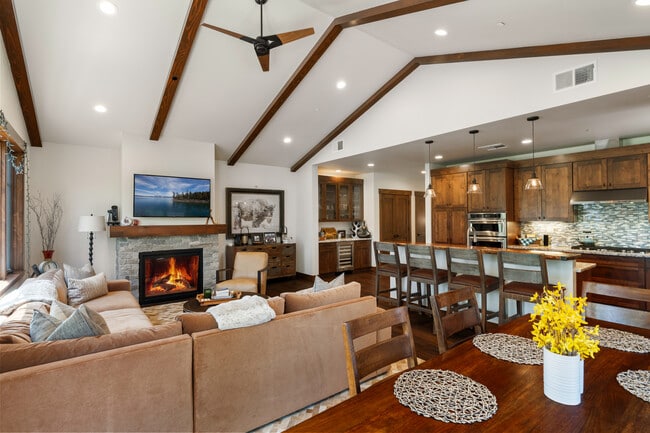 Building Photo - 10175 Annies Loop