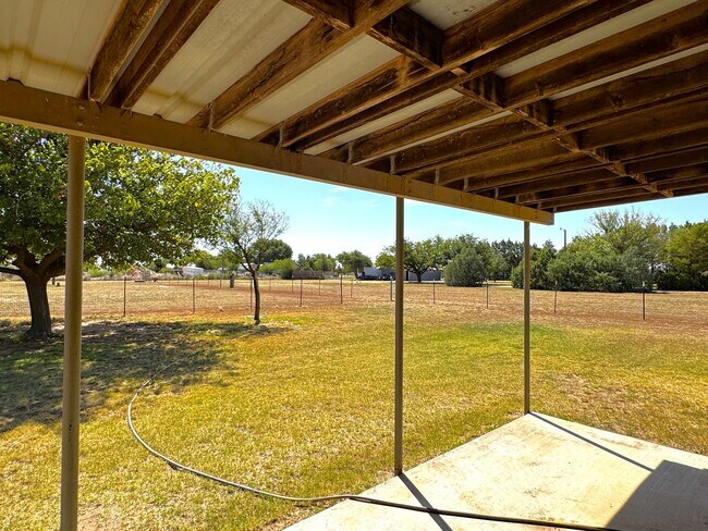 Building Photo - 17917 County Rd 2130