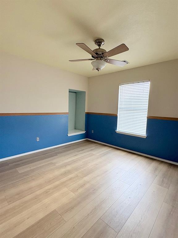 Building Photo - 2321 Clover Ridge Dr